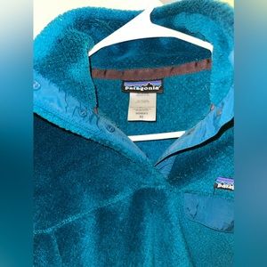 XS Patagonia pullover